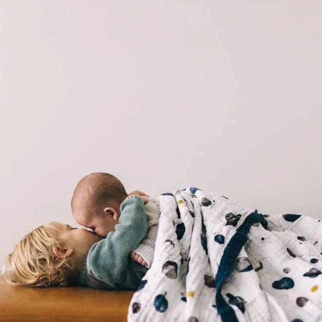 Big Kid Cotton Muslin Quilt - Planetary