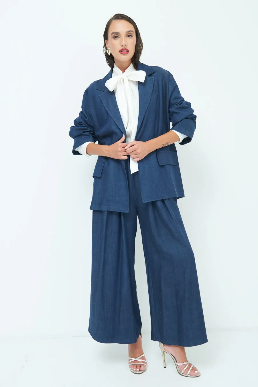 Classic oversized blazer with rolled sleeves wholesale