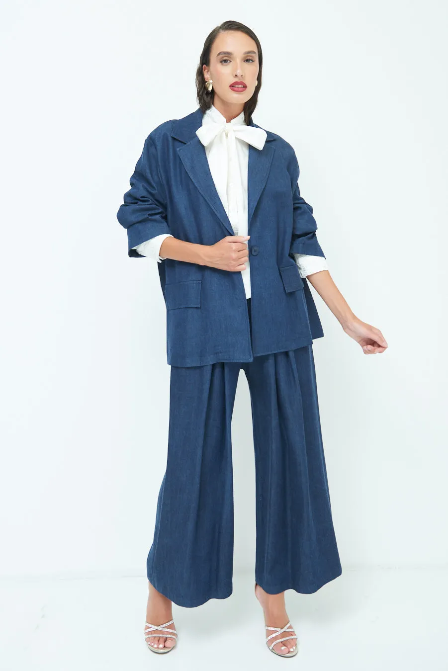 Classic oversized blazer with rolled sleeves wholesale