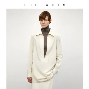 Deep V-neck Long-sleeve Shirt