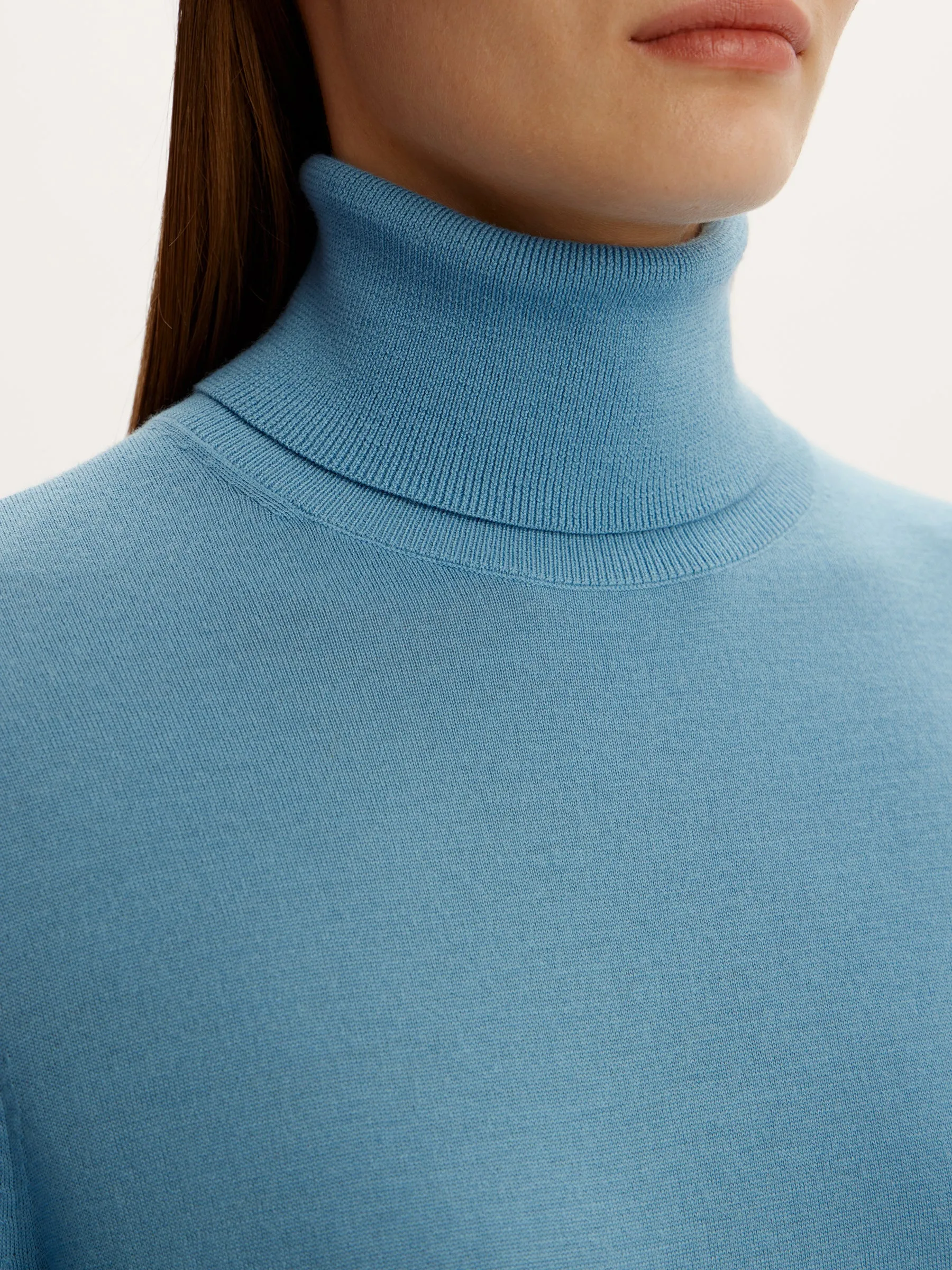 Fine merino turtleneck