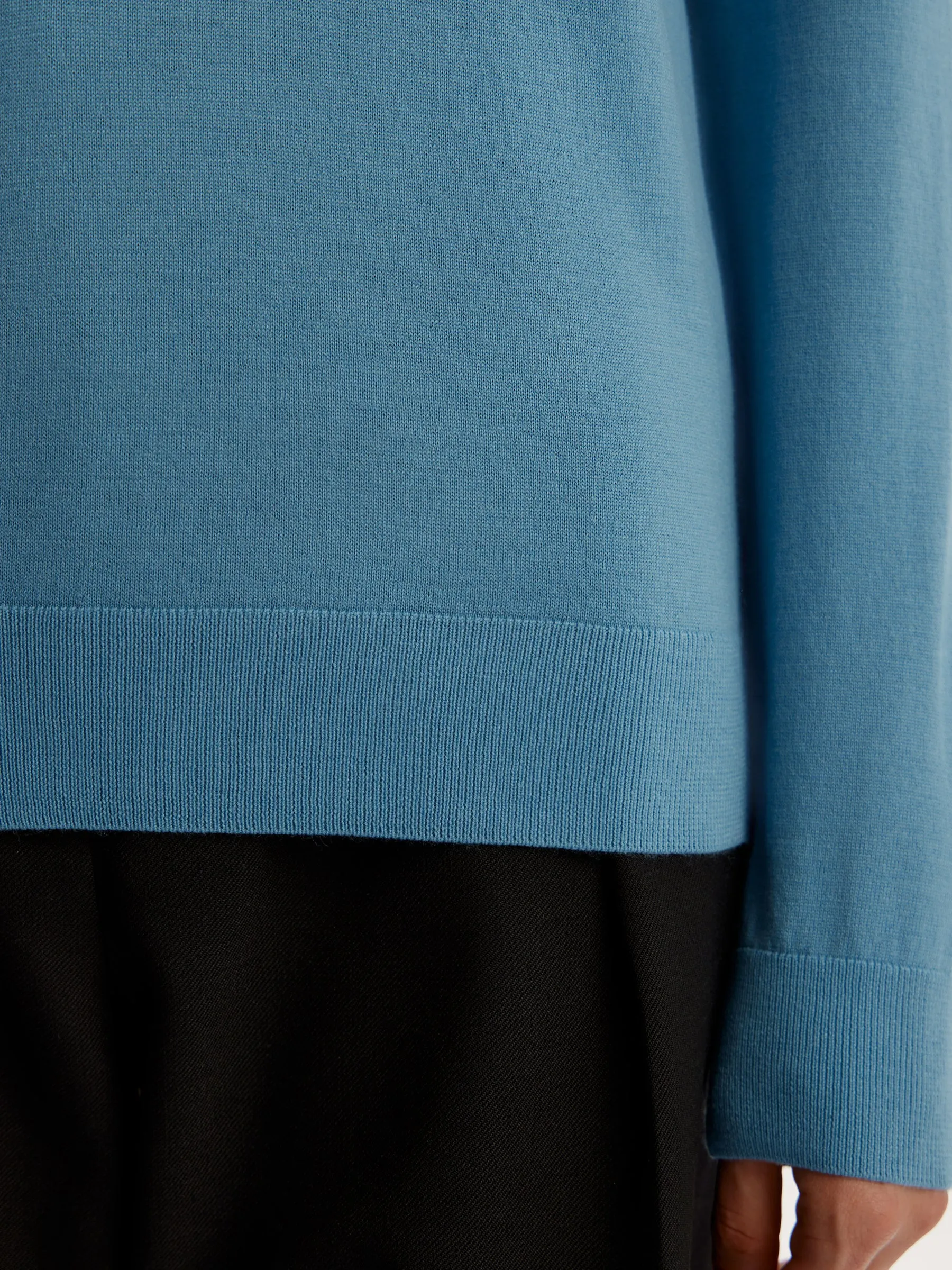 Fine merino turtleneck