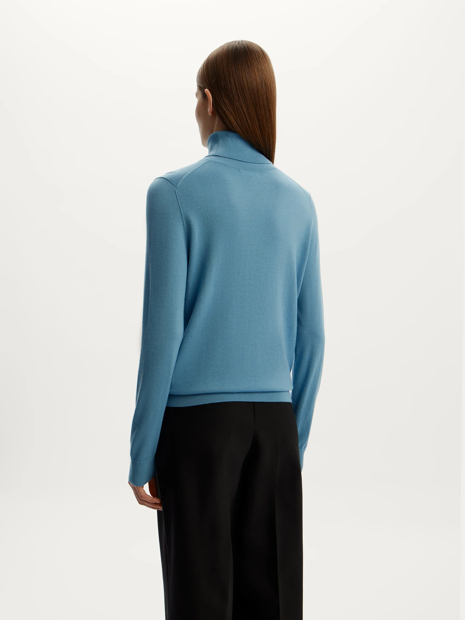 Fine merino turtleneck