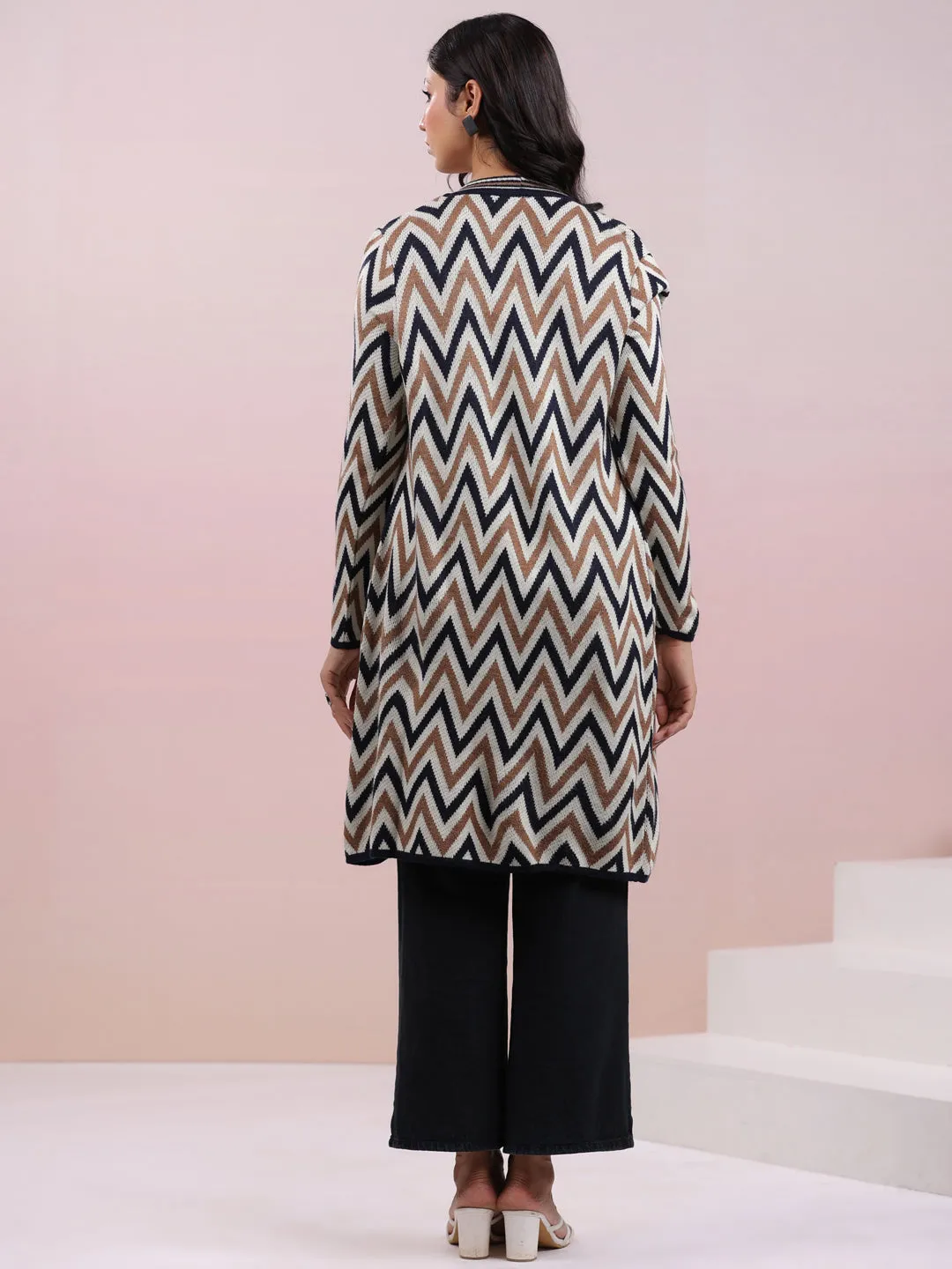 Off White Woolen Chevron Printed Winter Shrug