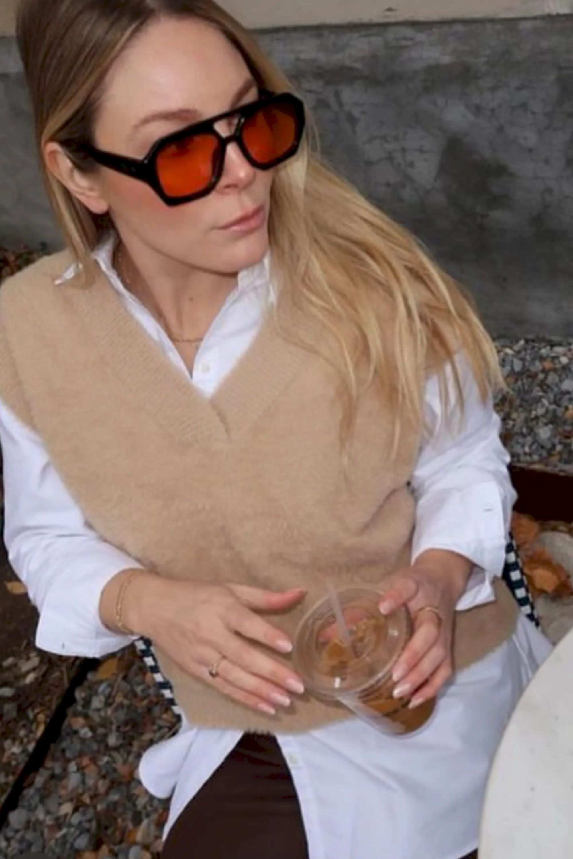 VIRGINIA FLEECE SWEATER VEST ICED LATTE