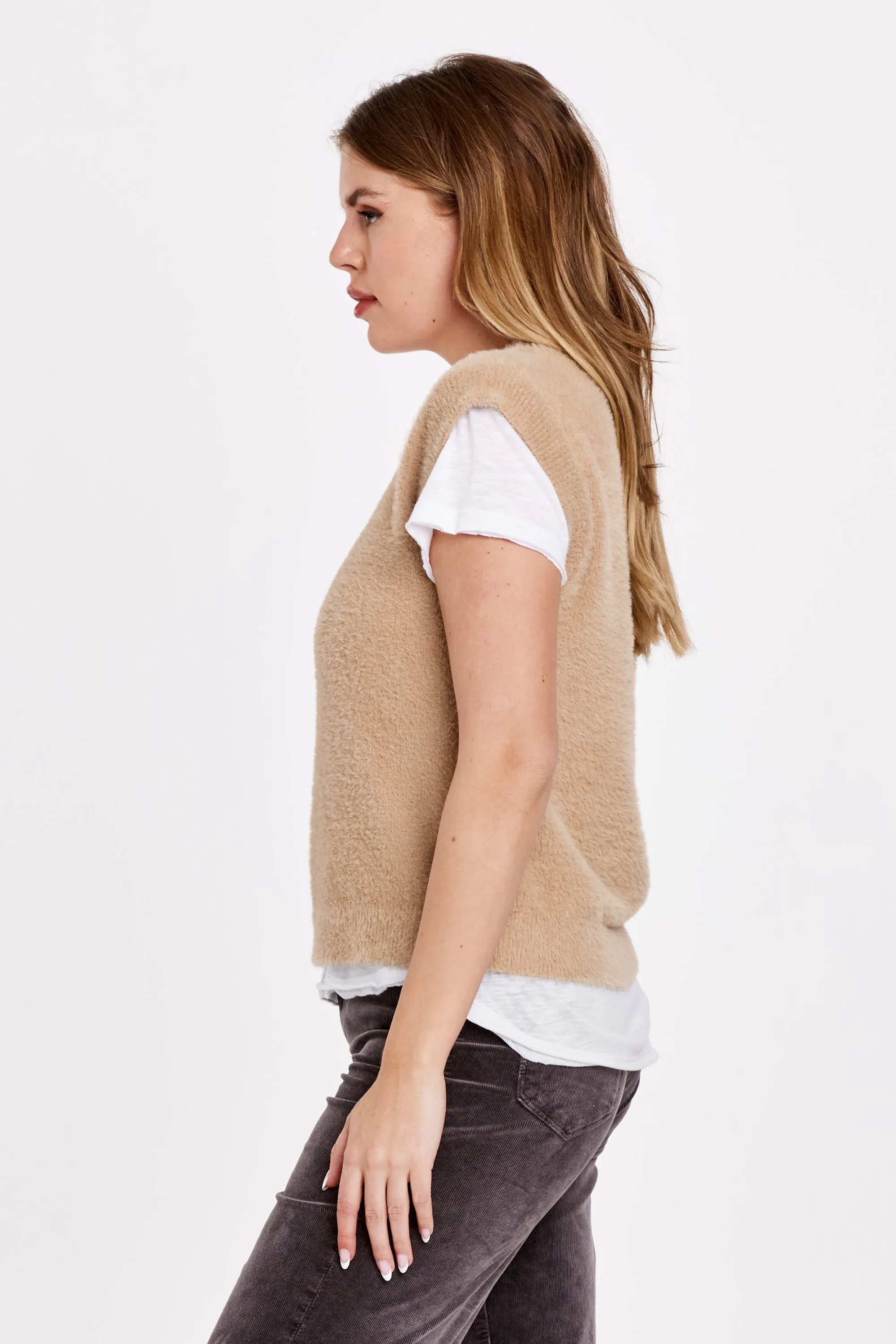 VIRGINIA FLEECE SWEATER VEST ICED LATTE