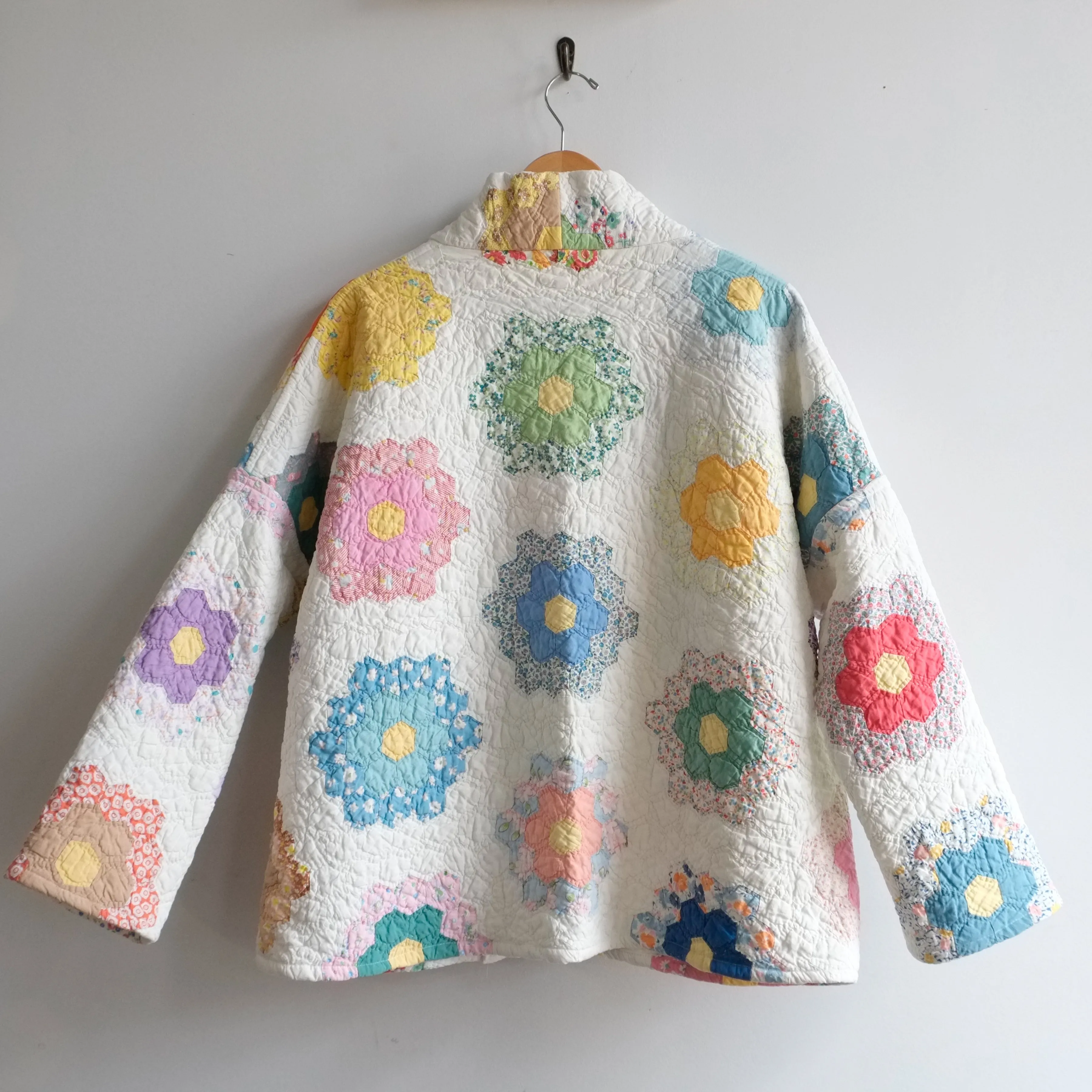 XS White Grandmother's Garden Faith Jacket LM003